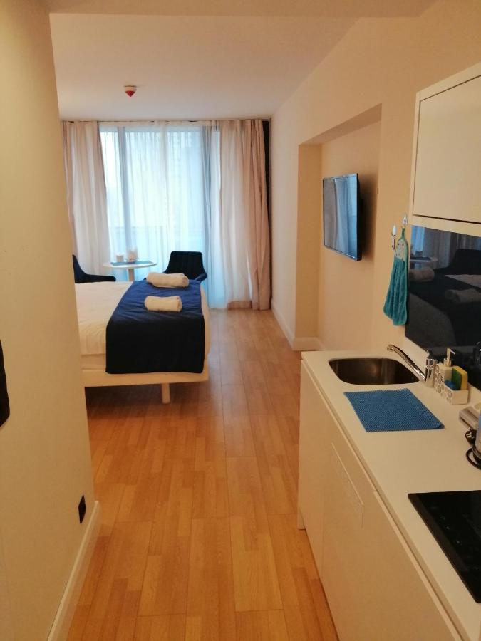 Subtropik Apartments In Batoumi Extérieur photo